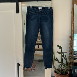 Brand New! Paige denim, Verdugo Ankle skinny in a frayed dark wash, sz 29